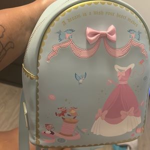 Cinderella loungefly never used